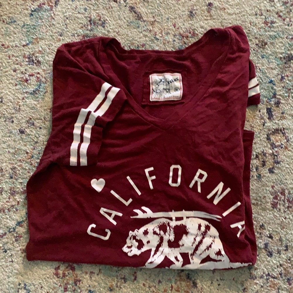 Vneck tee (juniors)